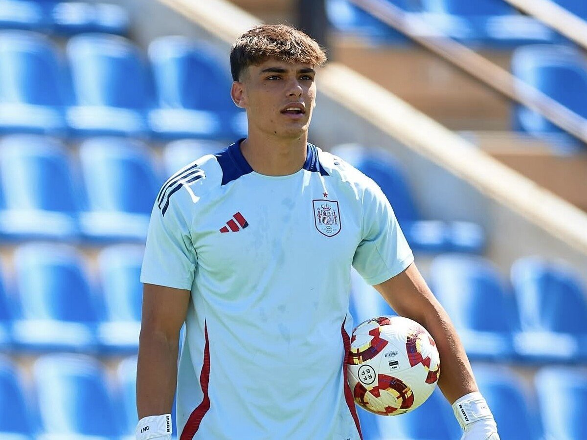 Dani Martín con la selección española sub 19