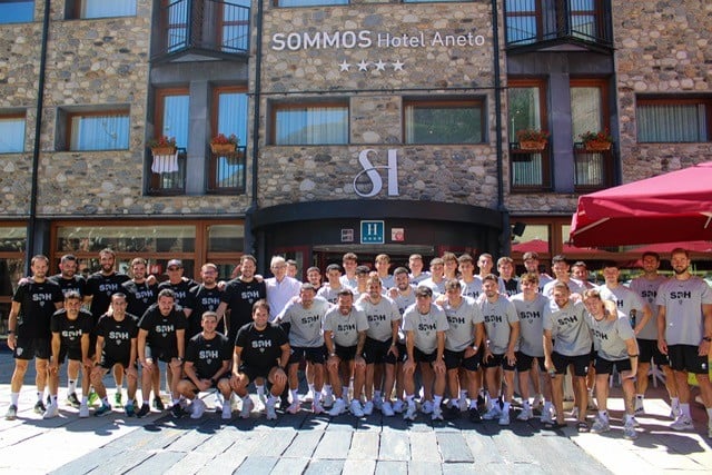 EL Huesca en el hotel de Benasque