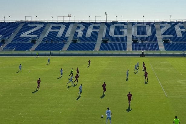 El Real Zaragoza consigue una victoria amplia en su primer ensayo