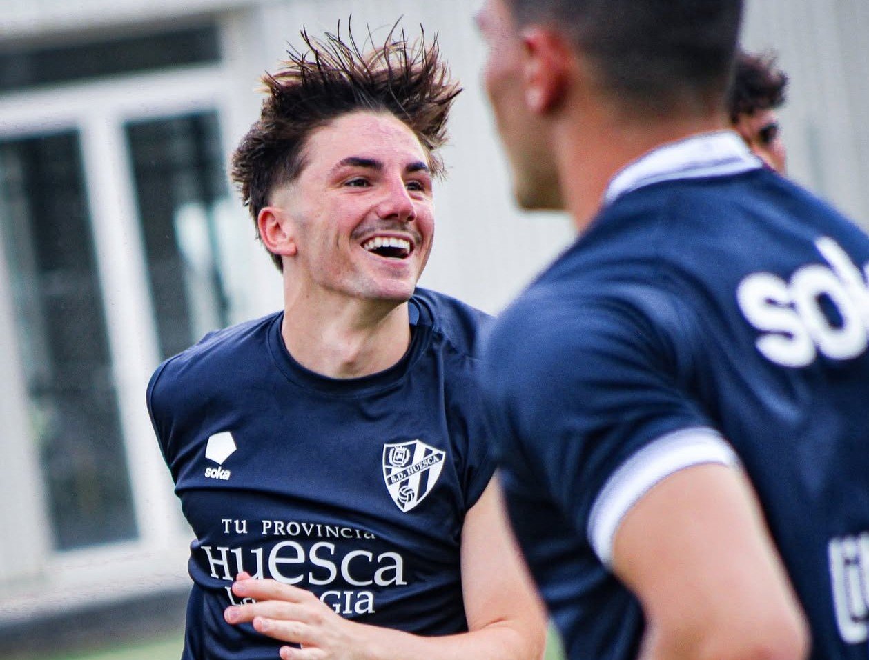 Manu Rico entrenando