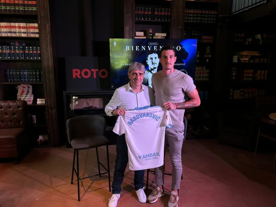 Txema Indias y Radovanovic en la presentación del serbio (Foto Gonzalo Alba Palmadas Al Viento)