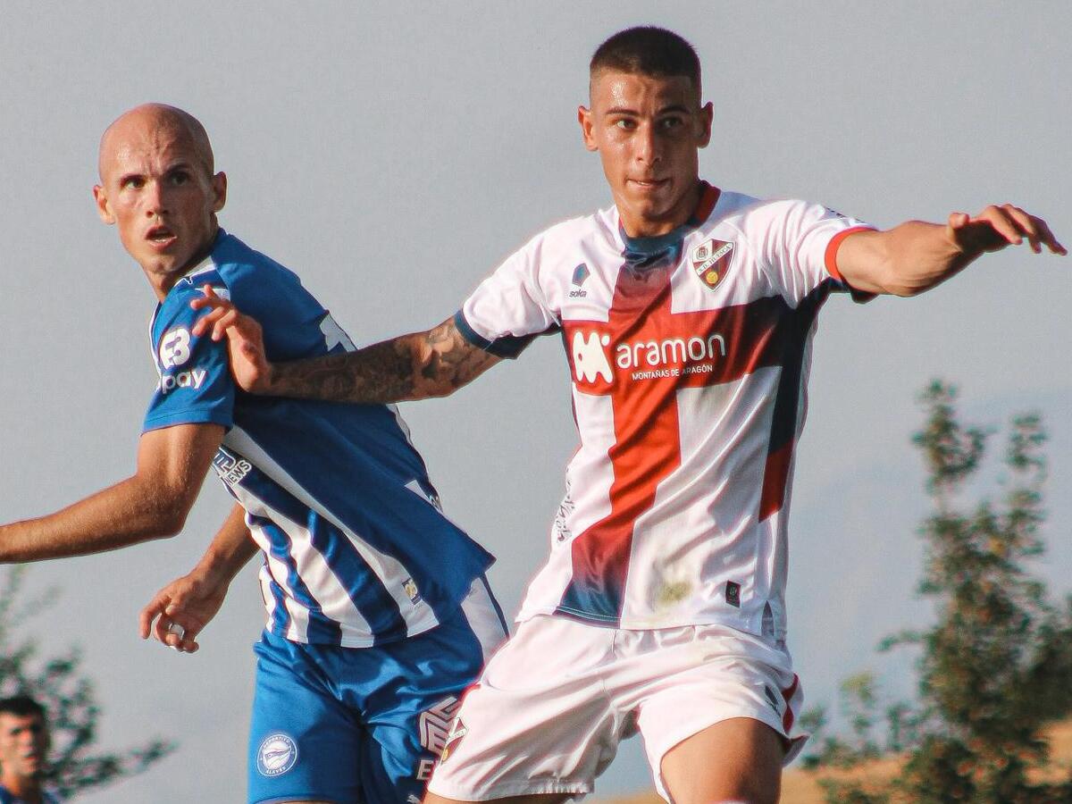 Arribas ante el Alavés